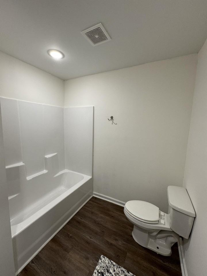 406 Chestnut Street #1 - Photo 3 of 9