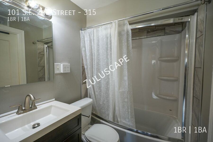 101 Southeast Second Street #315 - Photo 6 of 9