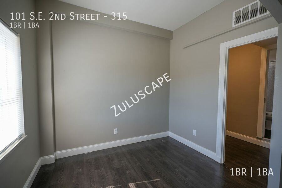 101 Southeast Second Street #315 - Photo 7 of 9