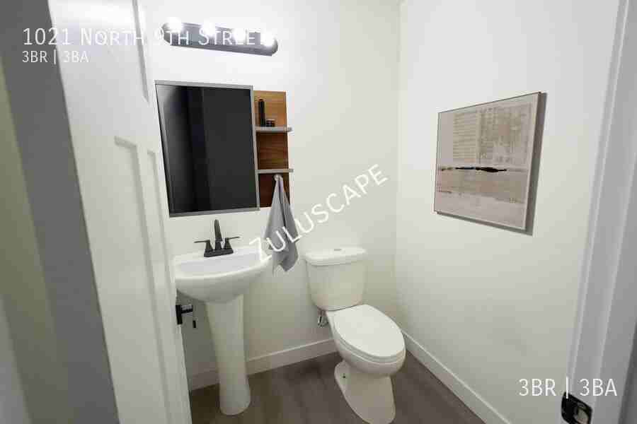 1021 N 9th St - Photo 4 of 15