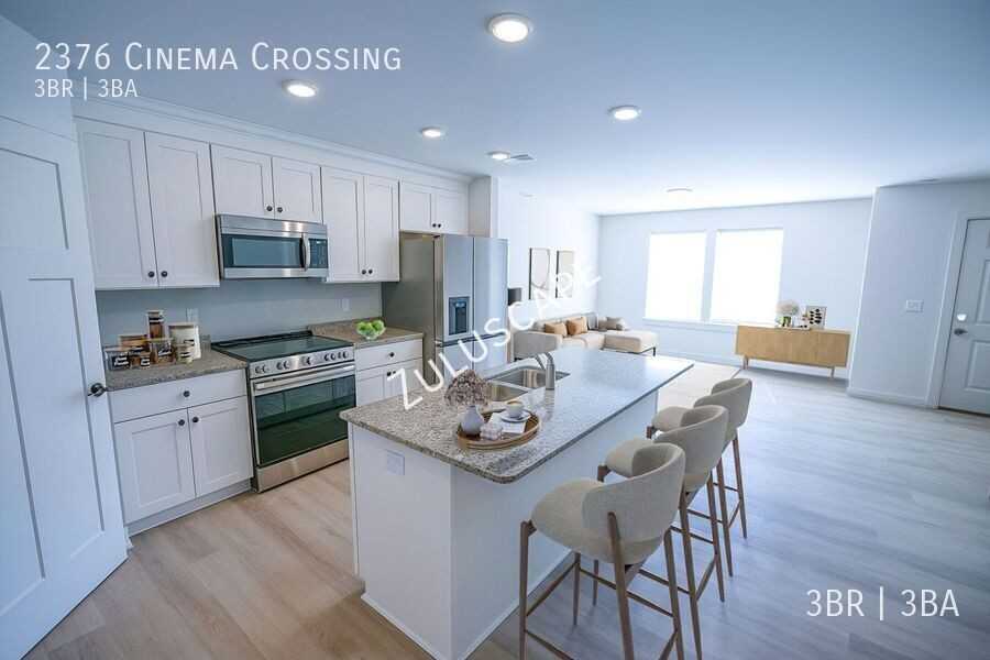 2376 2376 Cinema Crossing - Photo 2 of 22