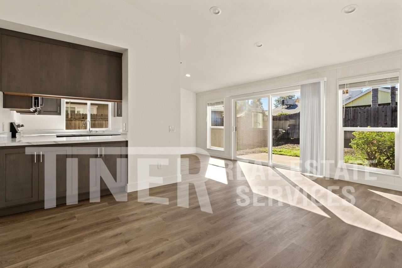 6612 Posten Way - Photo 4 of 22