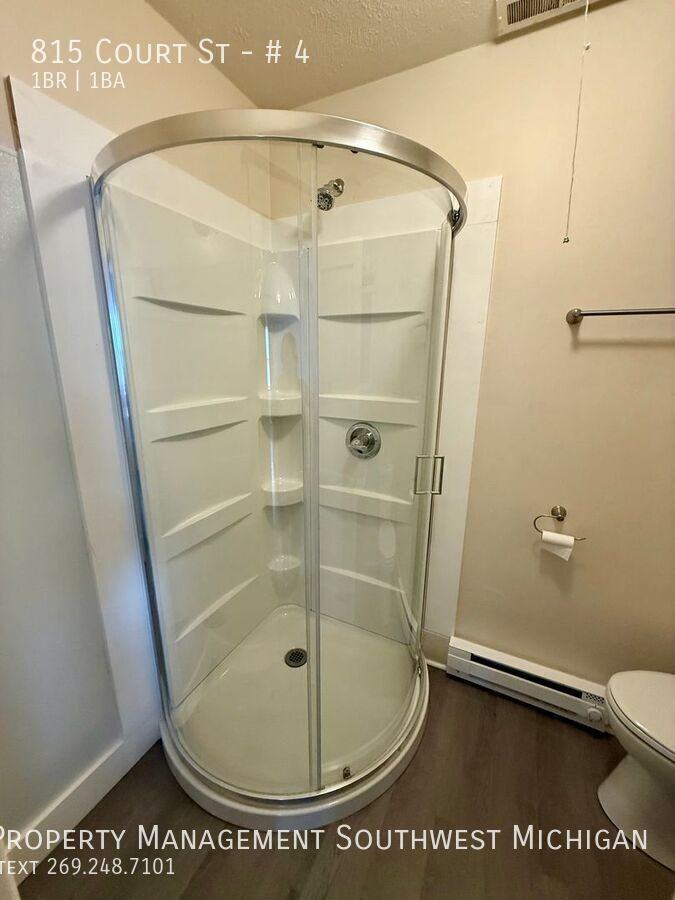 815 Court St #4 - Photo 7 of 7