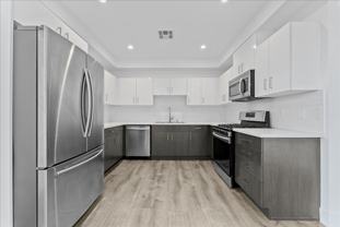 563 North Hoover Street #02 - Photo 1 of 1