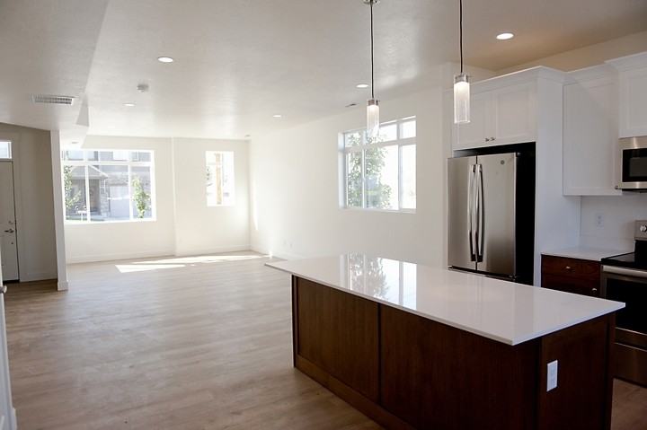 155 N Main St #5 - Photo 2 of 10