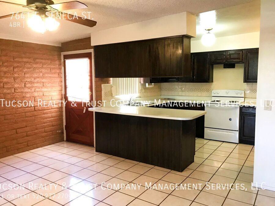 7641 East Seneca Street - Photo 6 of 19