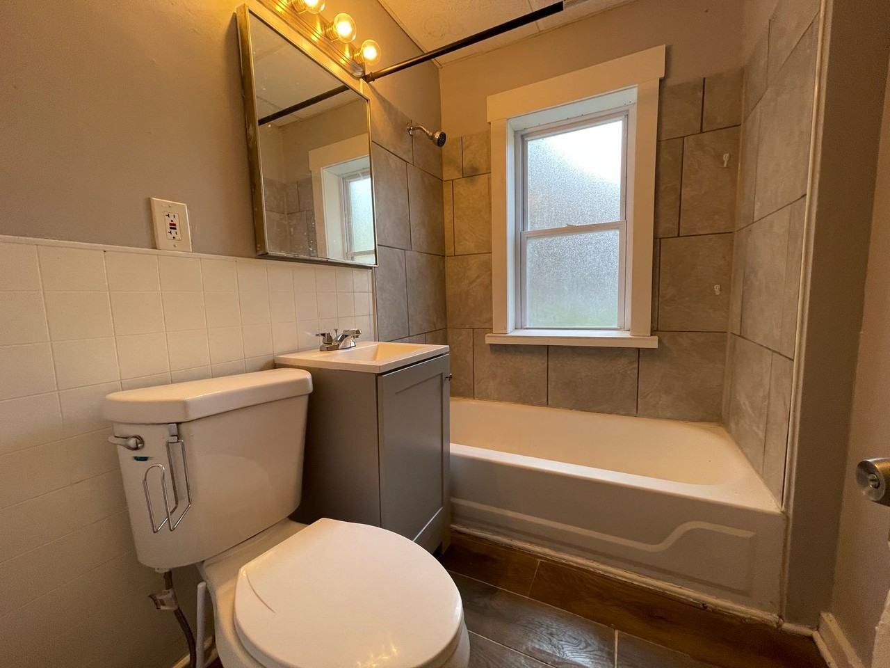 3438 3438 Bosworth Rd - 3438 Bosworth Rd #1 - Photo 6 of 8