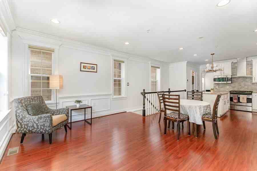 5231 Connecticut Ave Nw #102 - Photo 3 of 29