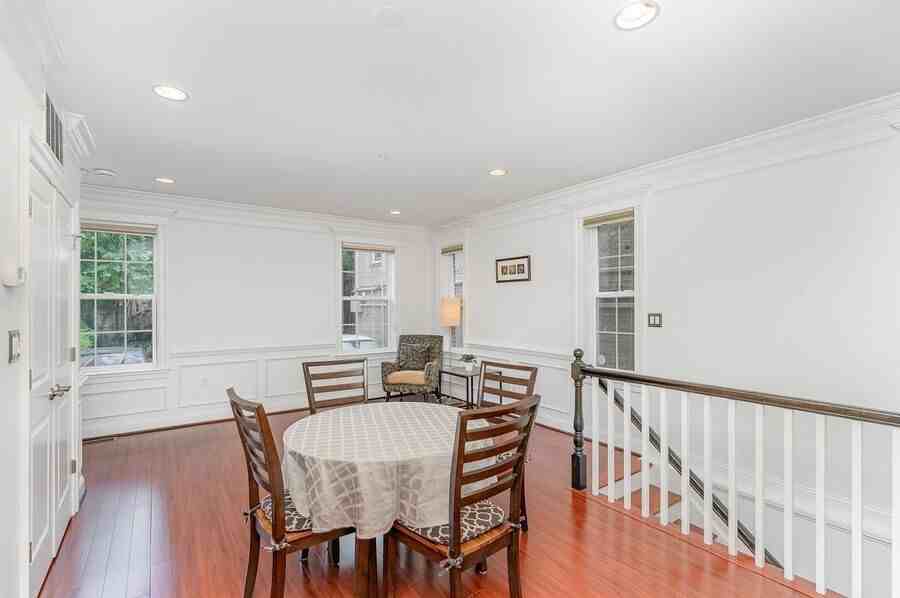 5231 Connecticut Ave Nw #102 - Photo 5 of 29