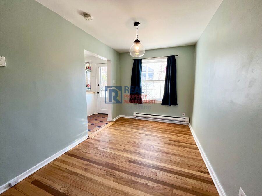 2858 Jasmine St - Photo 5 of 11