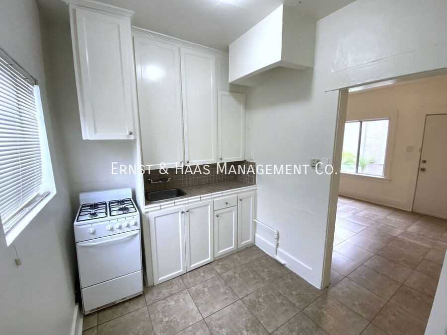 1436 Walnut Ave #07 - Photo 4 of 5