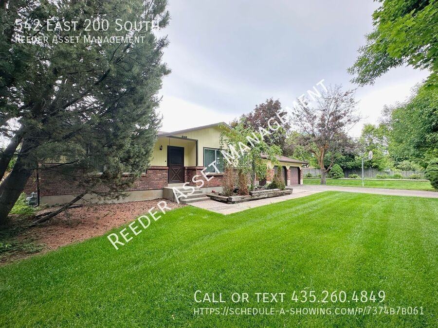 542 E 200 S - Photo 2 of 21