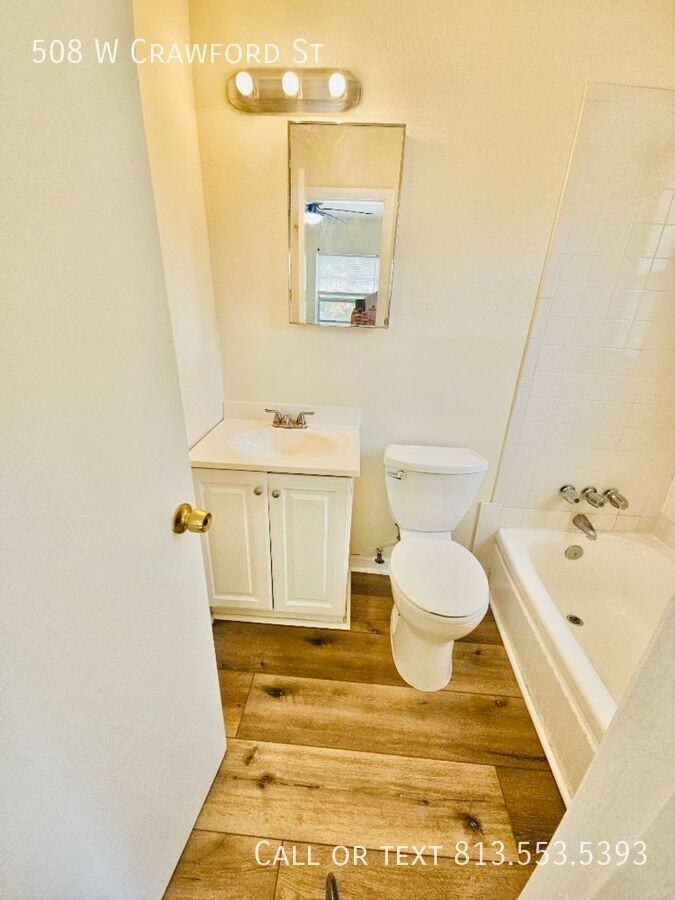 508 West Crawford Street - Photo 7 of 24