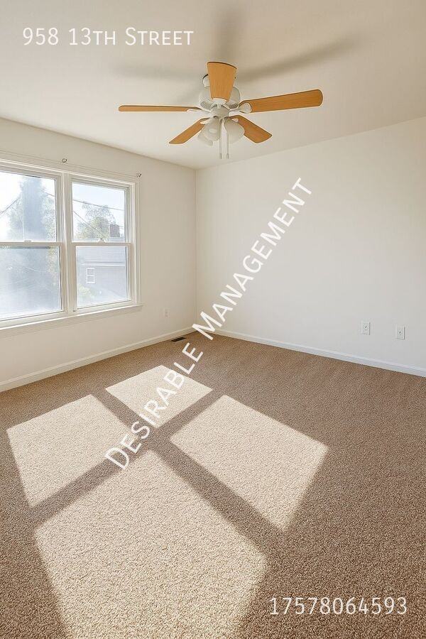 958 13th Street - Photo 3 of 20