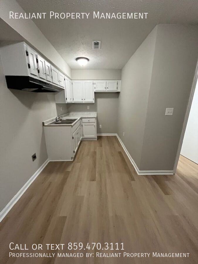 31 Hurley Street #14 - Photo 7 of 15