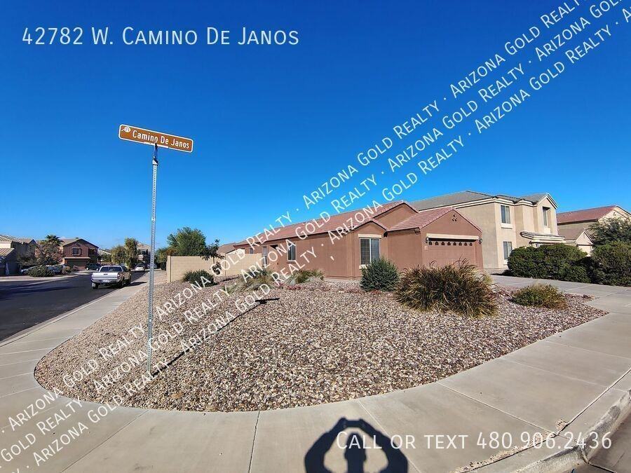 42782 W Camino De Janos - Photo 3 of 23