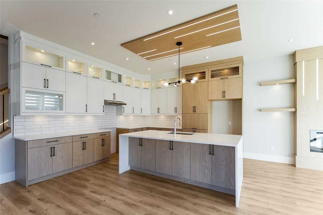 10897 Morrisette Pl Uppr - Photo 7 of 18