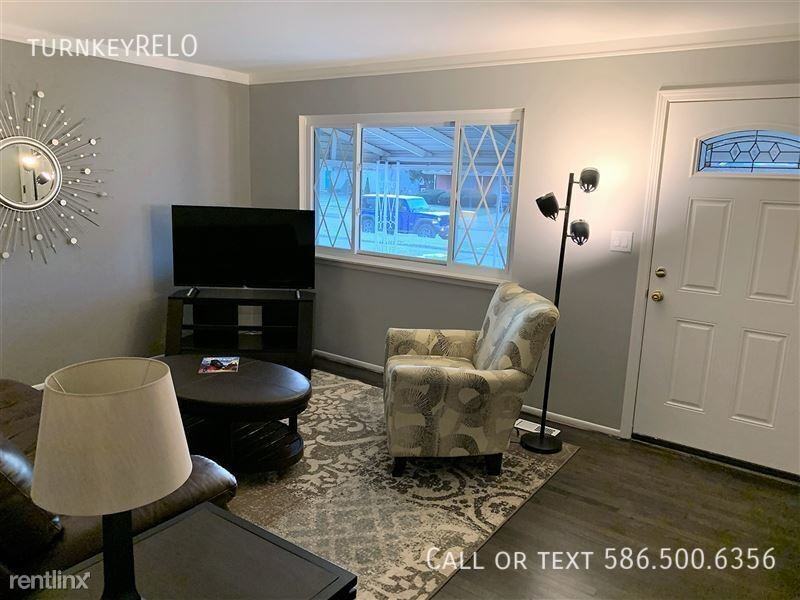 38428 Tottenham Rd - Photo 2 of 50