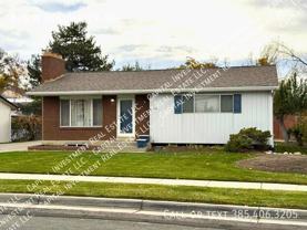 876 W Hollyhock Ave - Photo 1 of 1