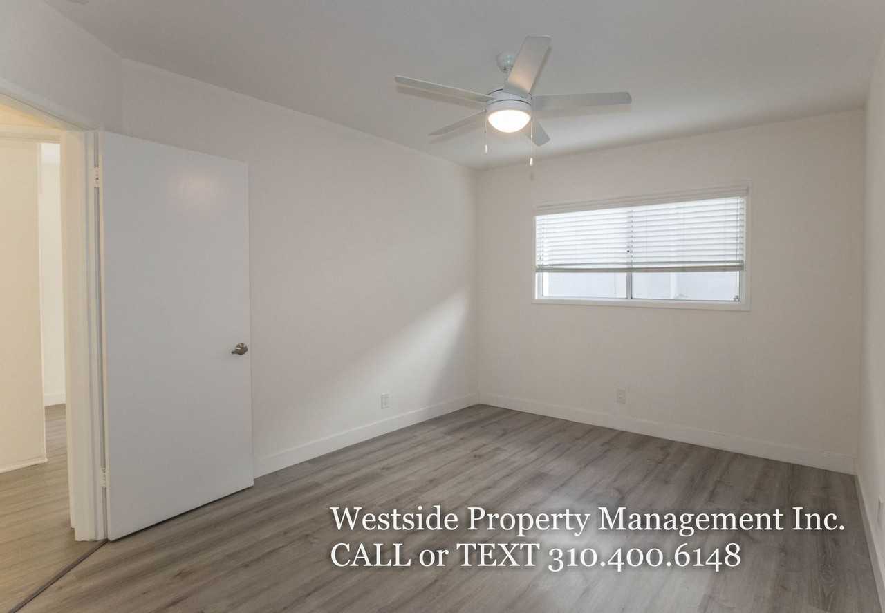 1317 18th Street #A - Photo 7 of 21