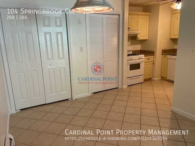 104 Spring Brook Circle #104 - Photo 4 of 15