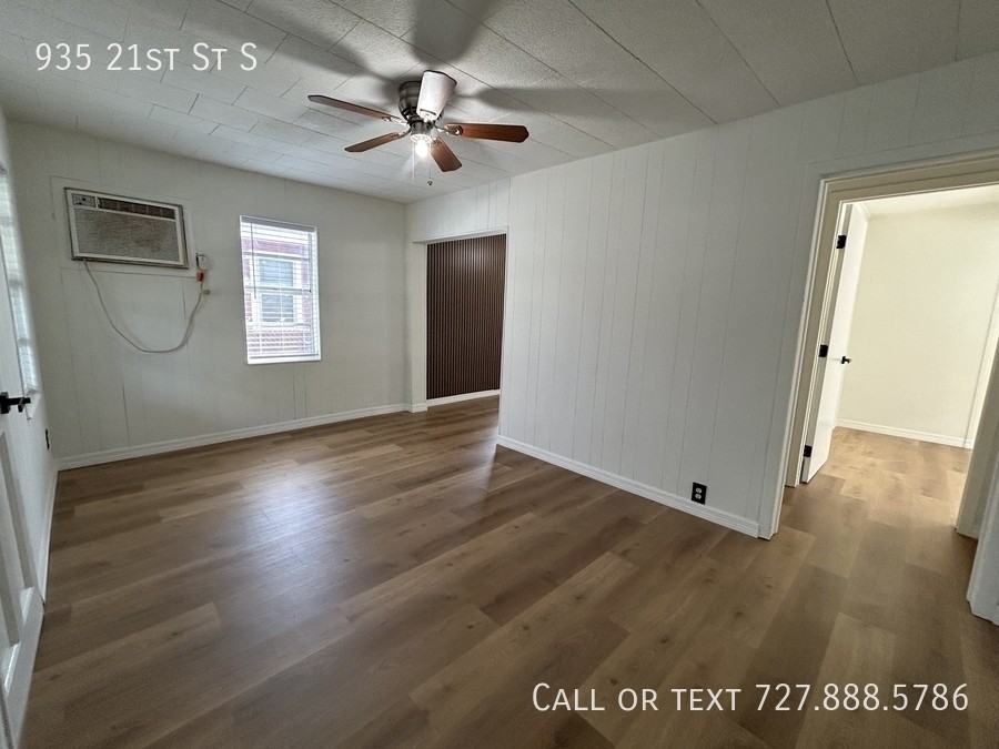 935 21st Street South - Photo 5 of 27