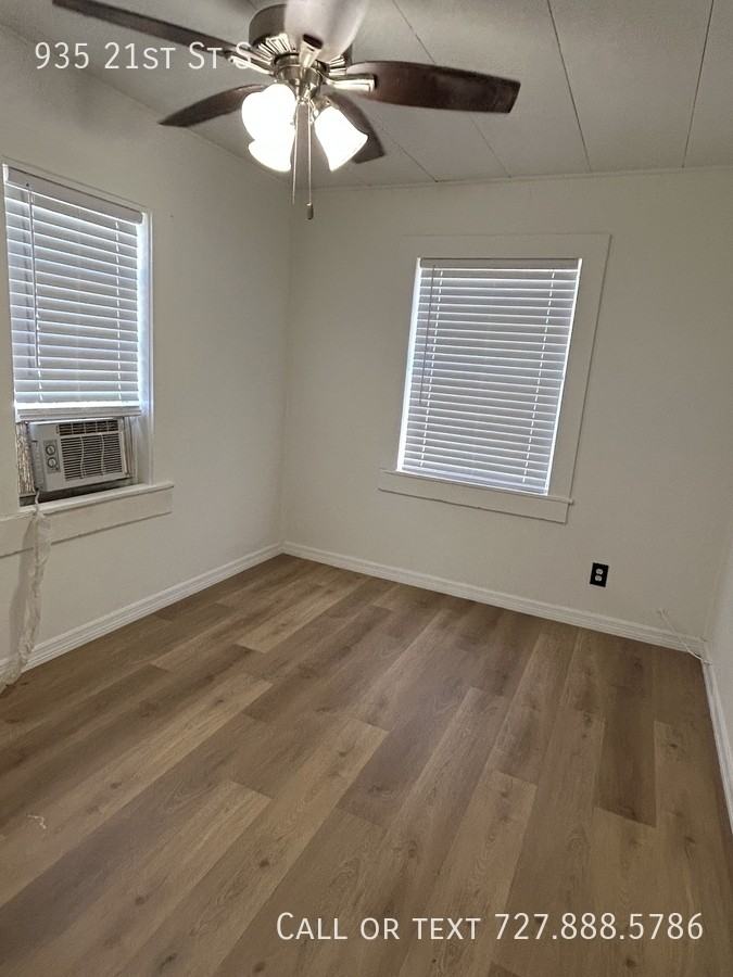 935 21st Street South - Photo 7 of 27