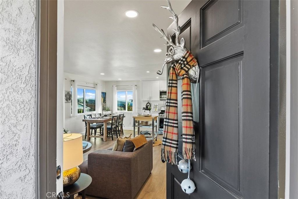 33831 El Encanto Avenue