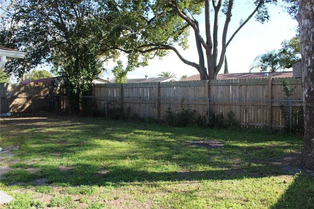 7414 Potomac Dr #7414 - Photo 3 of 18