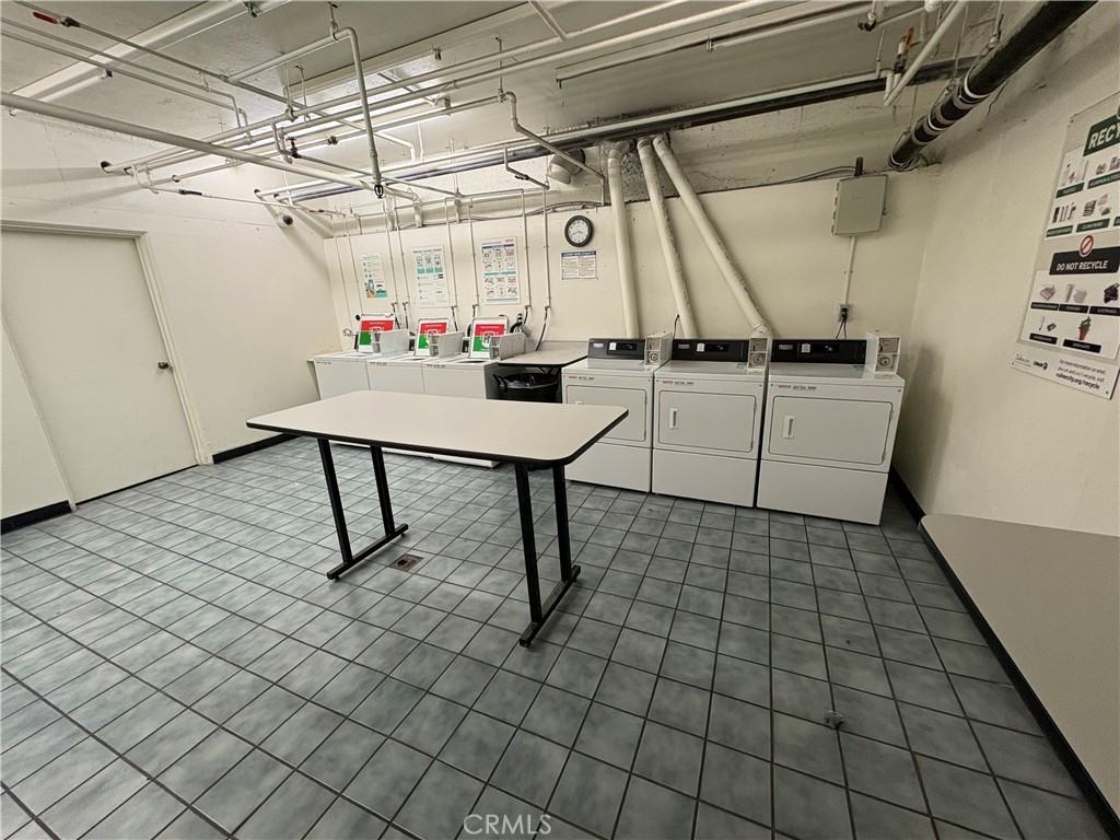 5625 Sumner Way #5625-206 - Photo 6 of 32