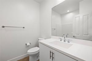 featured image of 6 Fenix Street #6