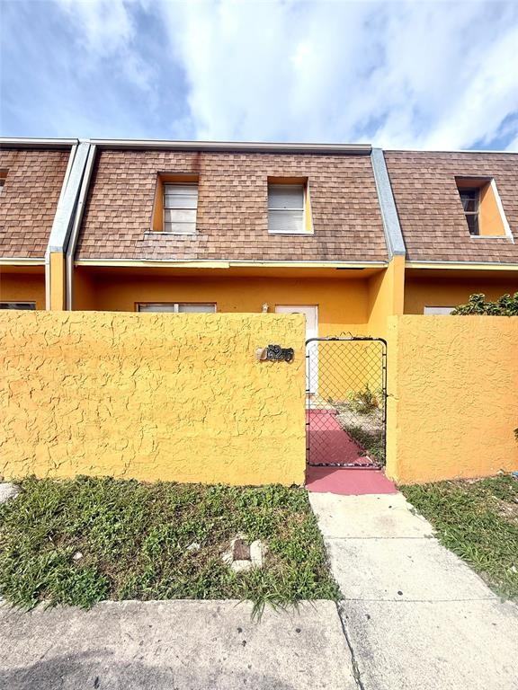 2625 Nw 60th Way #2625 - Photo 2 of 23