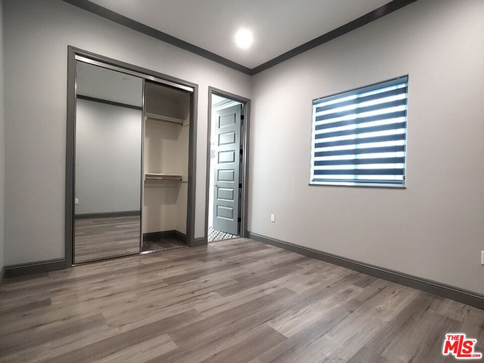 413 N Harvard Blvd #413-413 - Photo 5 of 17