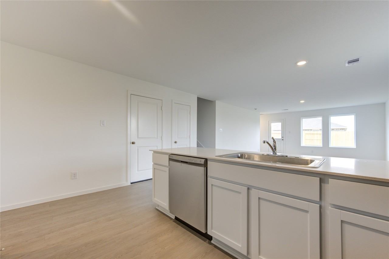 29002 Pearl Barley Way #29002 - Photo 5 of 50