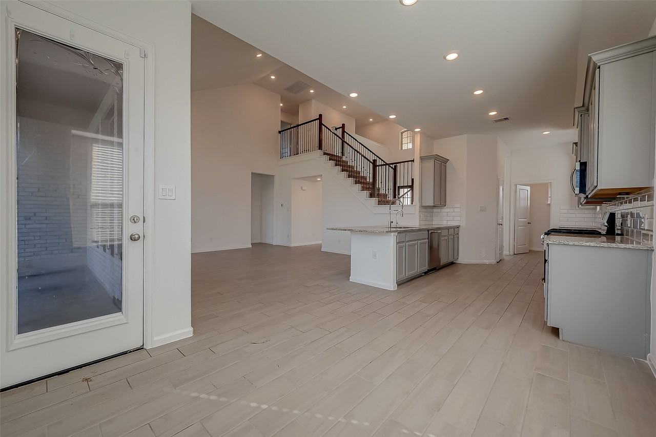 5010 Slate Port Ct #5010 - Photo 3 of 39