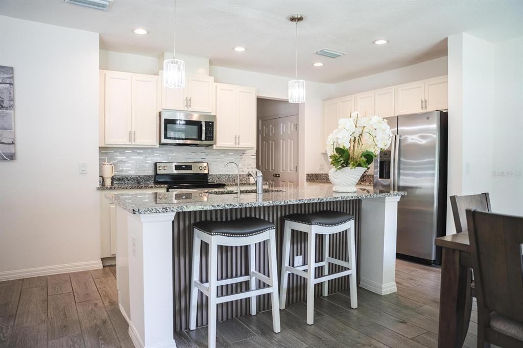 5285 Royal Point Avenue #5285 - Photo 7 of 24