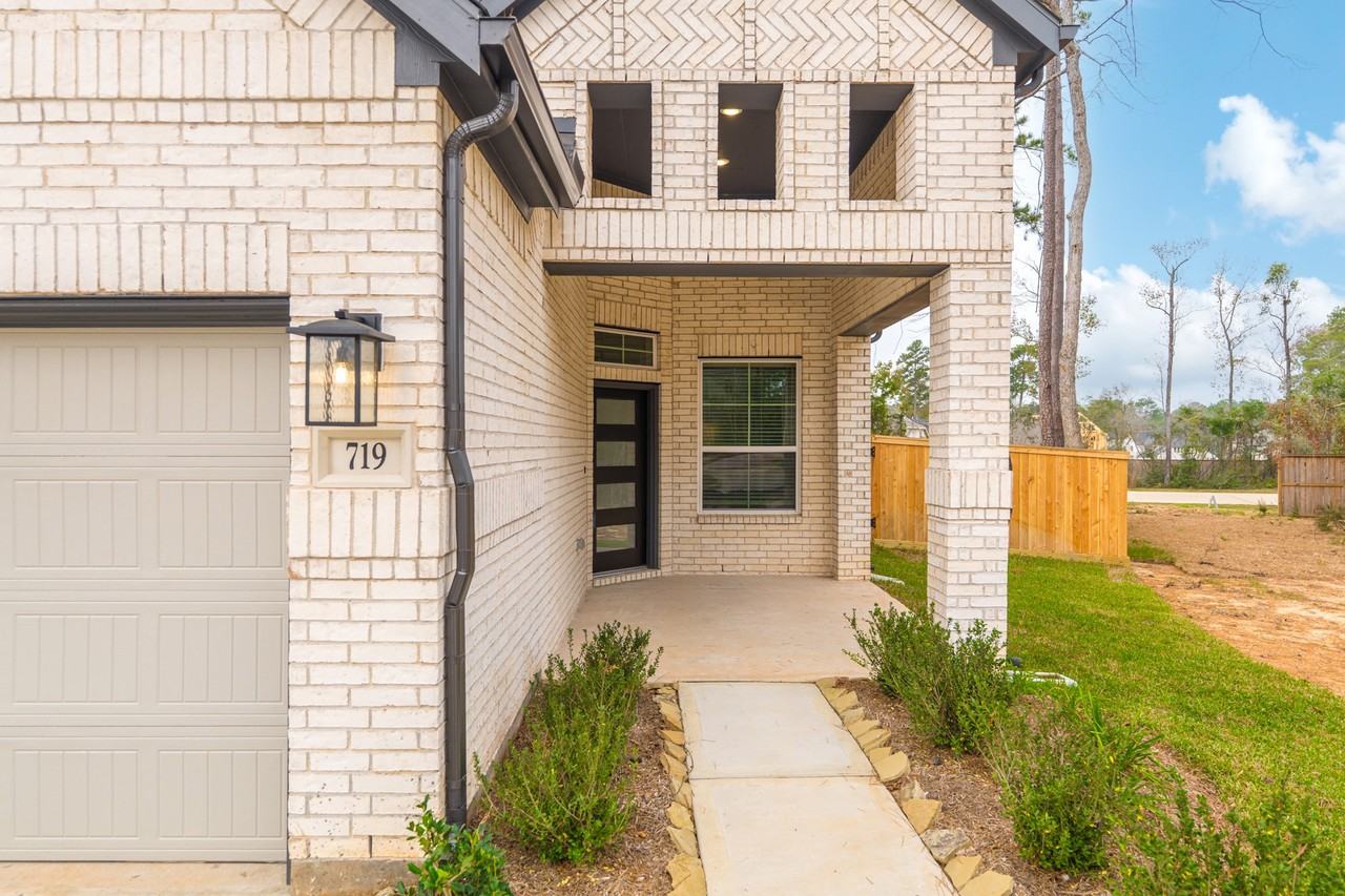 719 Campbell Crossing Ct #719