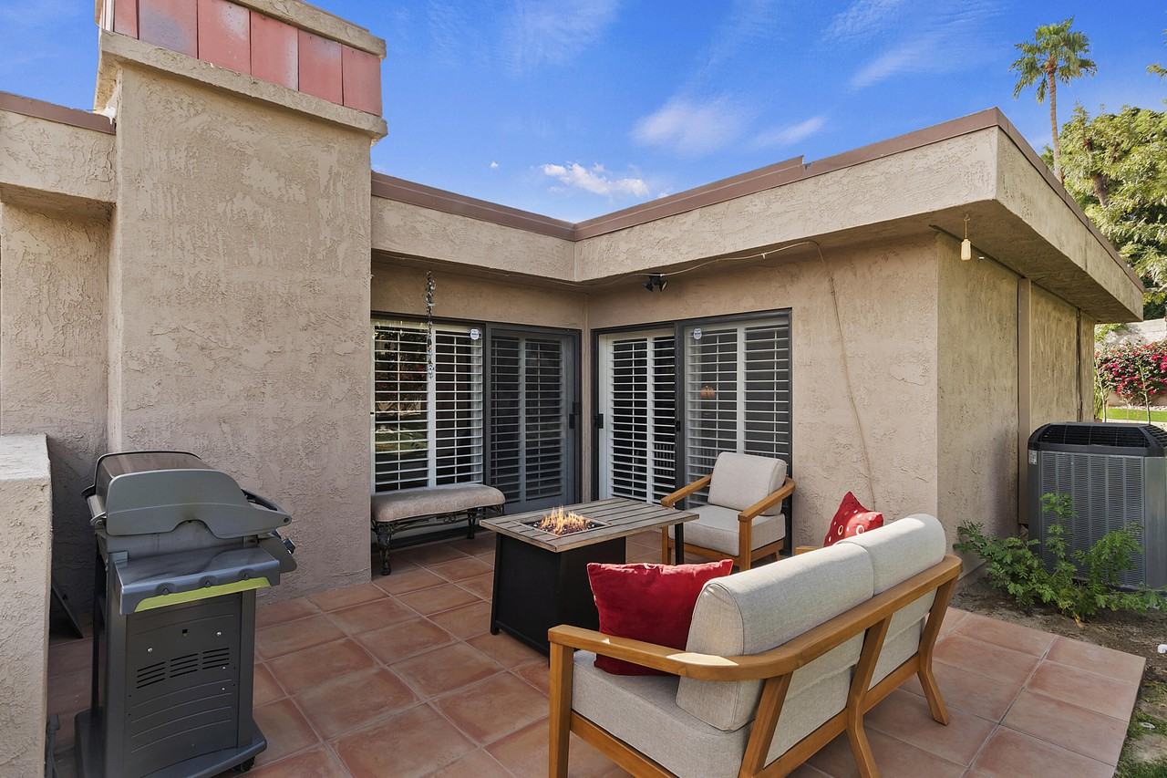 48624 Moon Terrace Lane #48624 - Photo 3 of 31