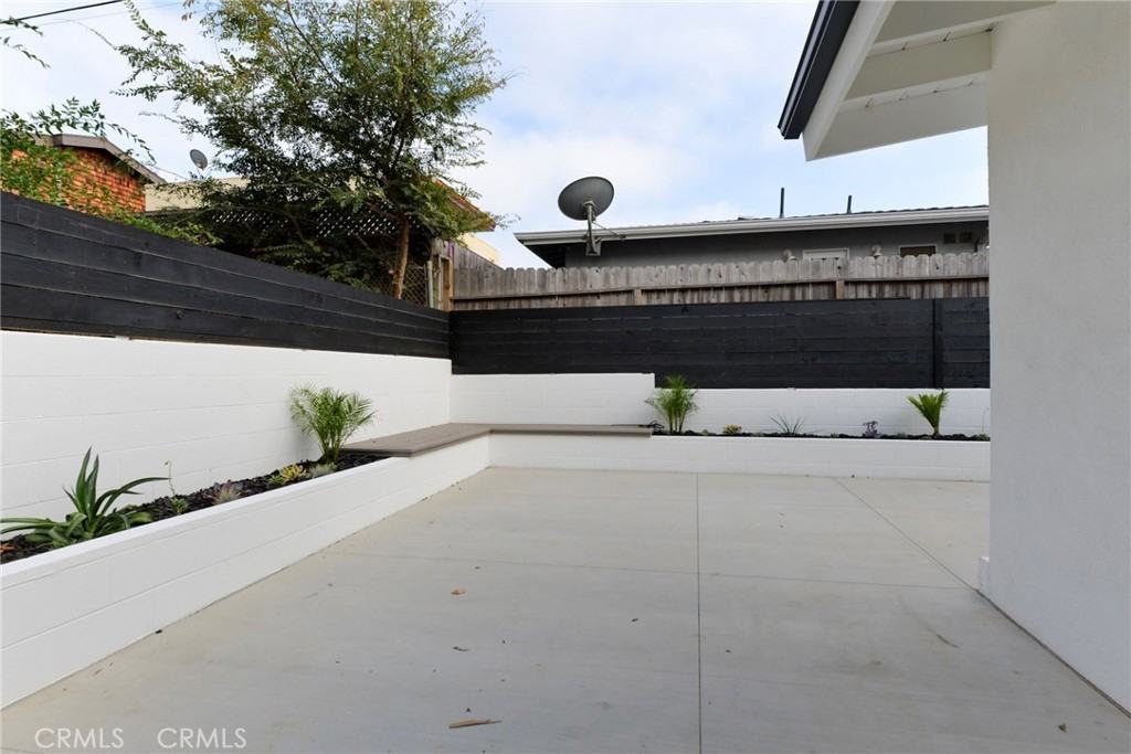 223 Avenida De La Grulla #223B - Photo 3 of 11