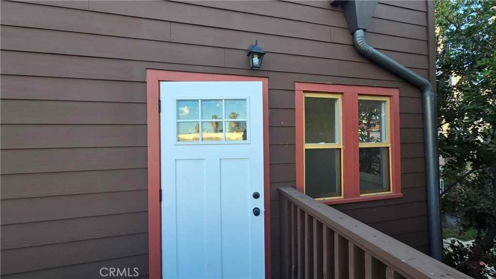 1038 Beacon Ave #1038-1038 - Photo 6 of 9