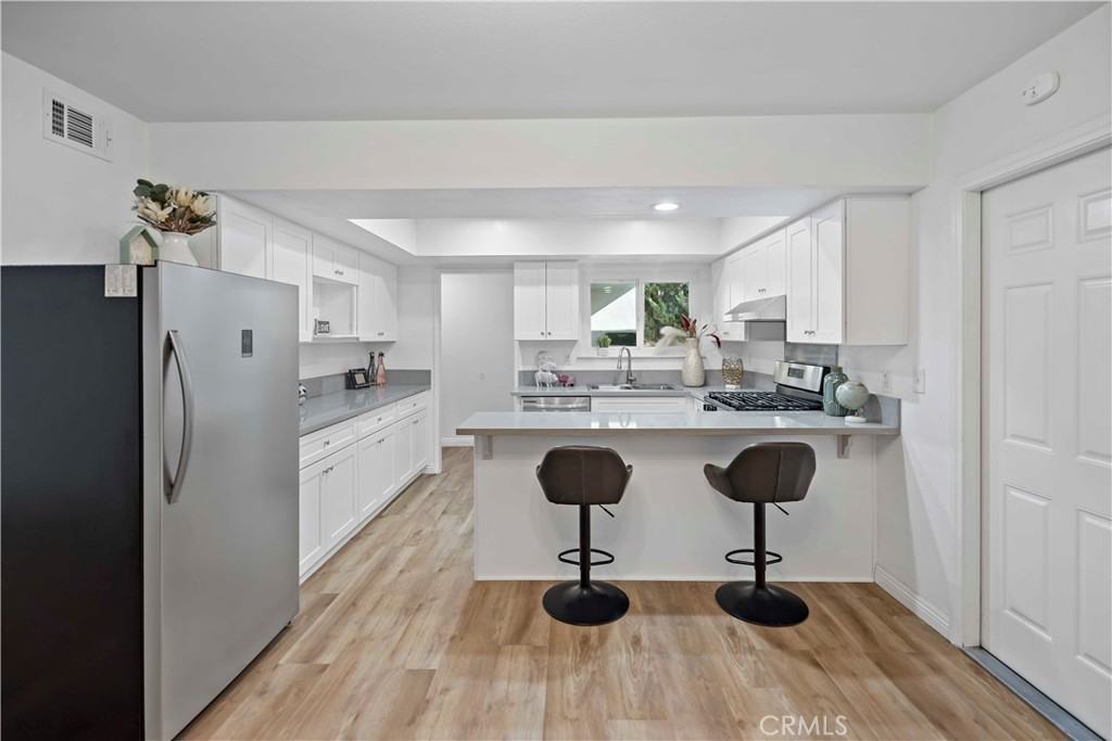 20471 Flintgate Drive #20471 - Photo 6 of 32