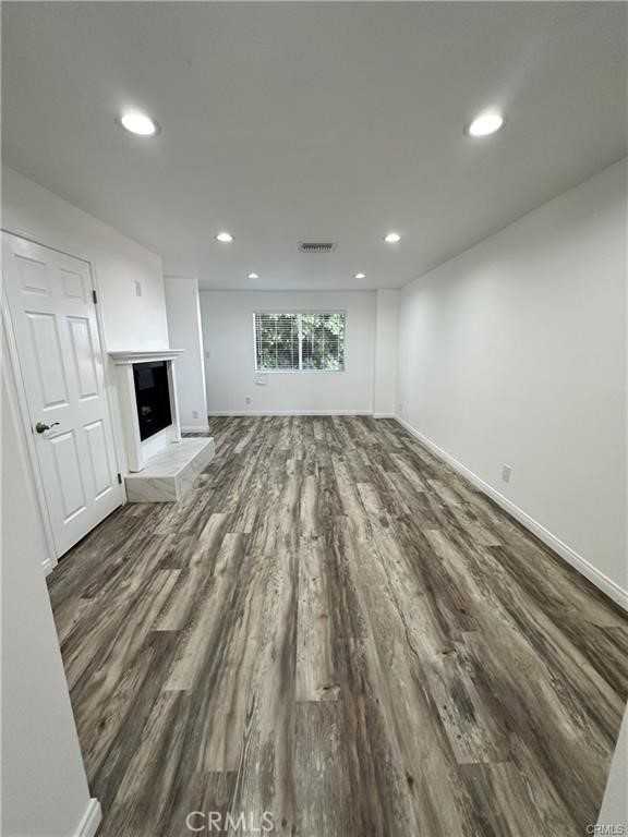 14650 Lassen Street #14650-9 - Photo 4 of 18