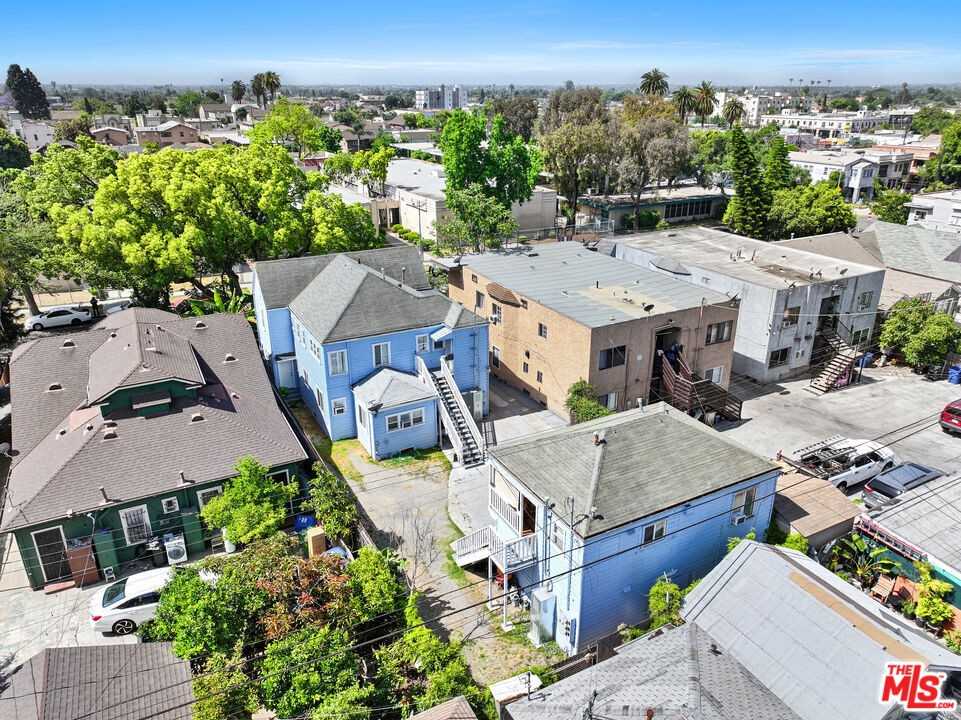 851 West 41st Drive #851 - Photo 6 of 16