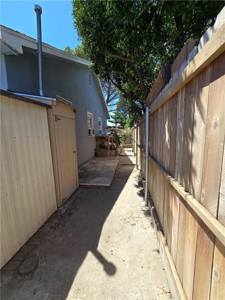 412 North Cherry Avenue #412 - Photo 6 of 16