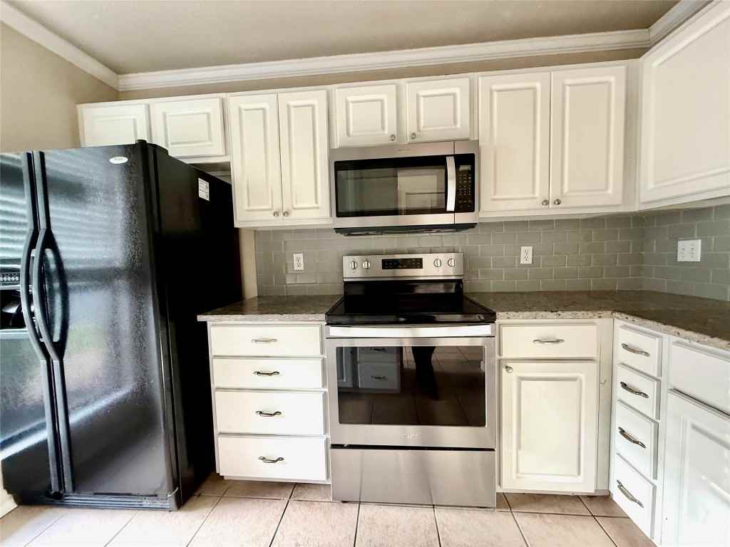 2018 West Rundberg Lane #20186A - Photo 2 of 16