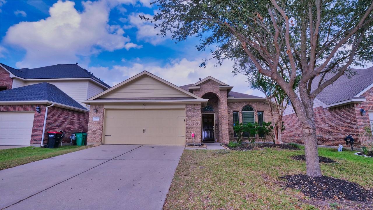 21914 Winsome Rose Court #21914 - Photo 4 of 21