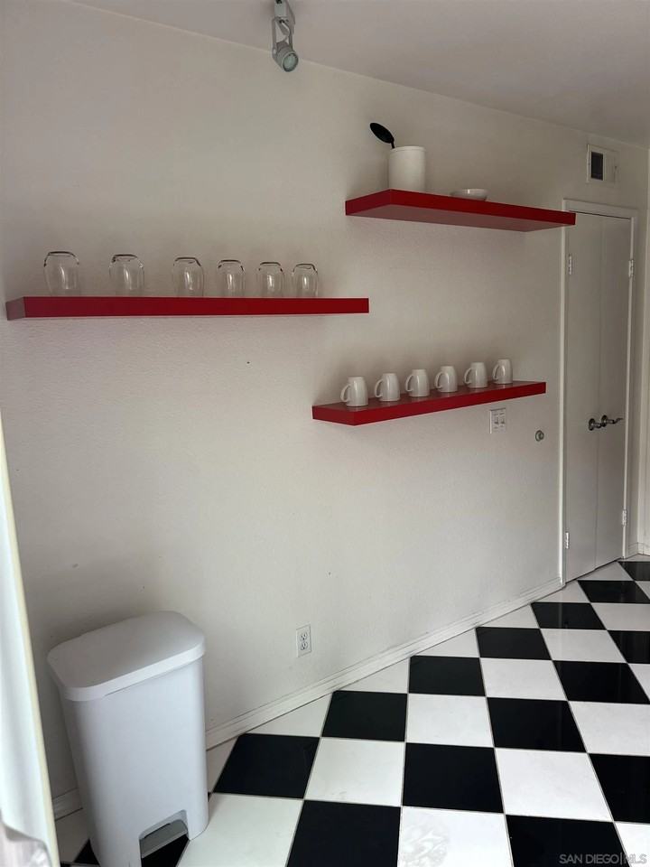 3312 Caminito Eastbluff #3312-128 - Photo 3 of 23