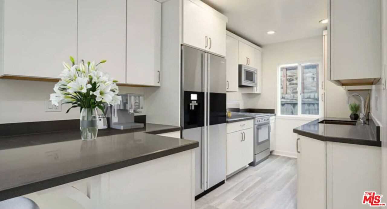 656 Indiana Avenue #656-2