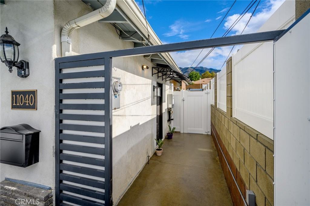 11040 Nassau Ave #11040 - Photo 2 of 13