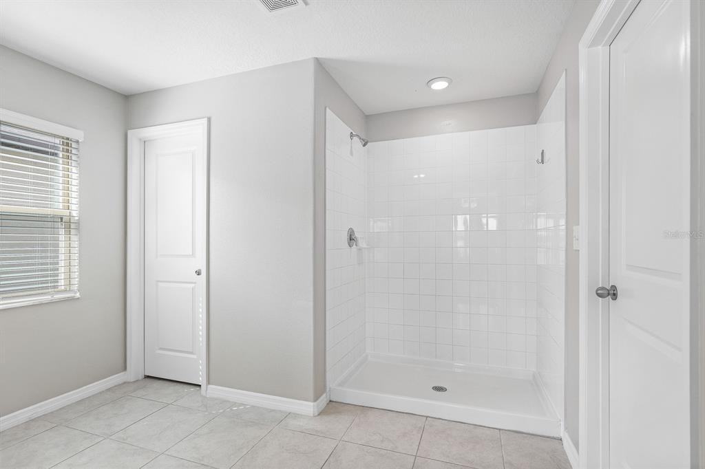 190 Rain Berry Avenue #190 - Photo 3 of 46